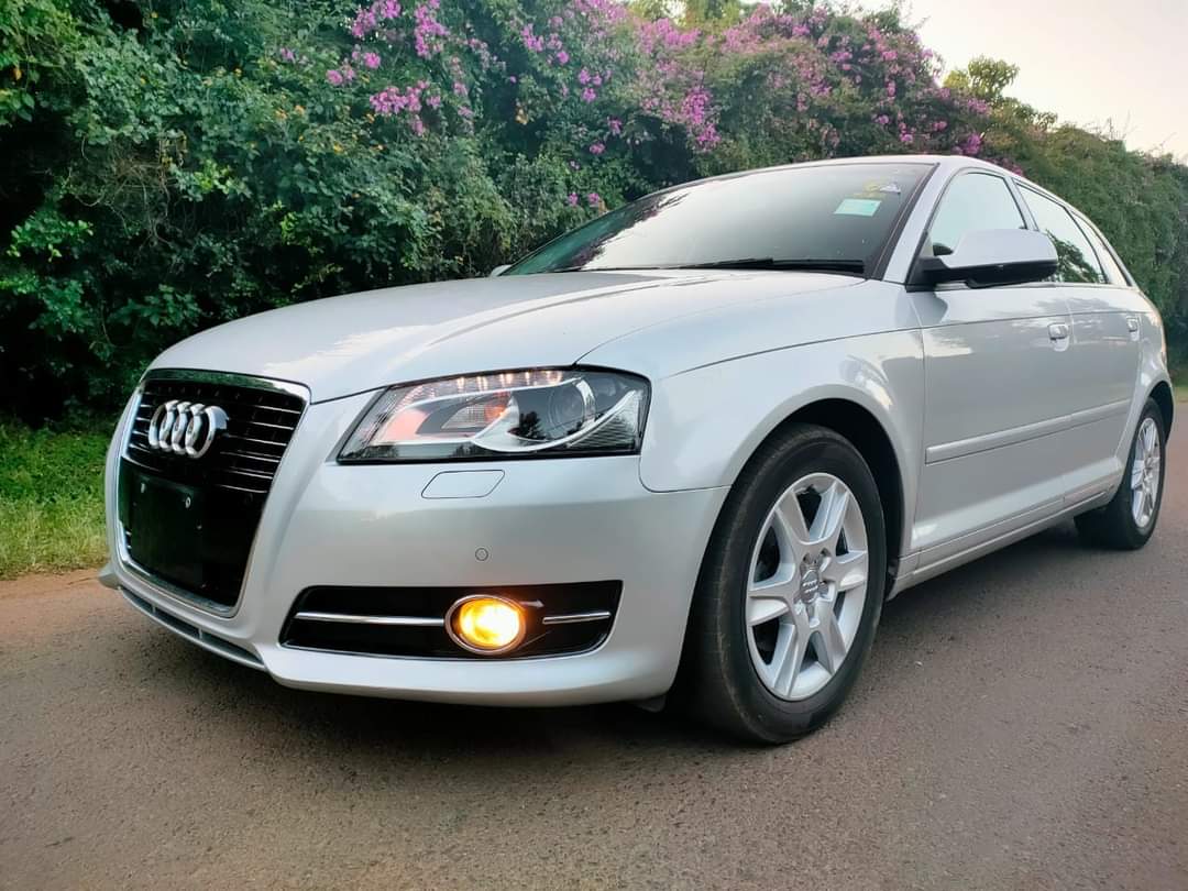 Toyota Corolla - Image 4