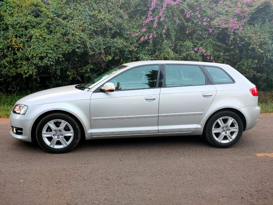 Toyota Corolla - Image 14