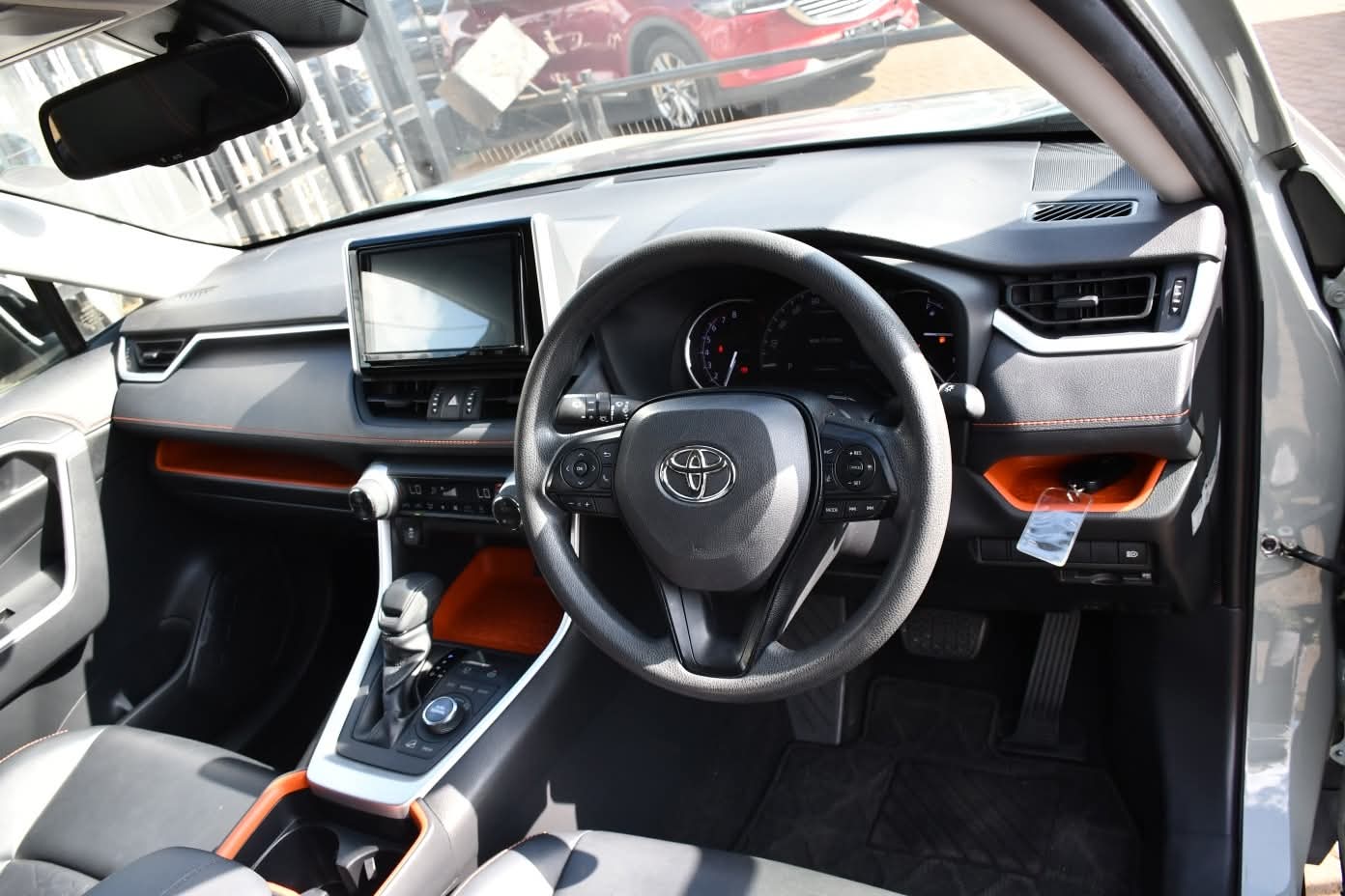 Toyota RAV4 - Image 3