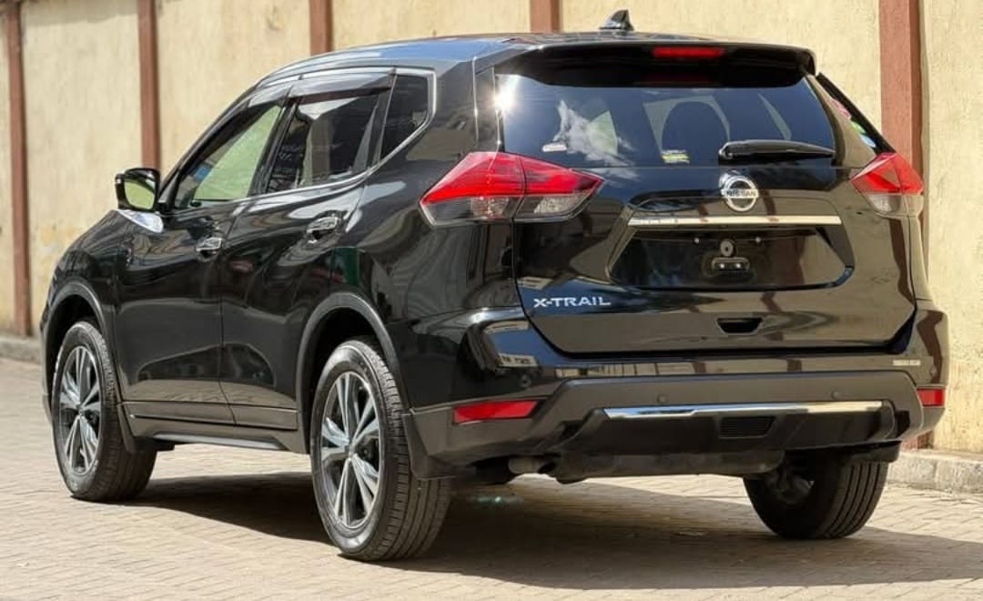 Toyota Corolla - Image 5