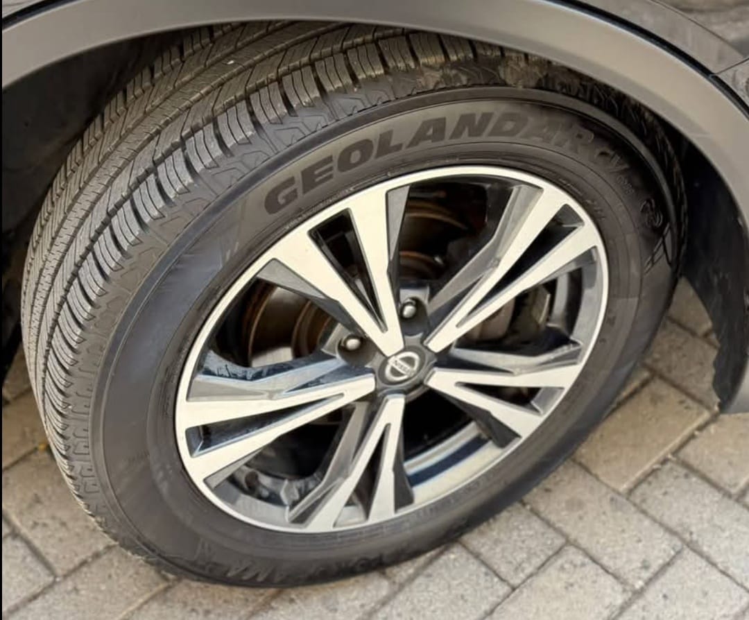 Toyota Corolla - Image 6